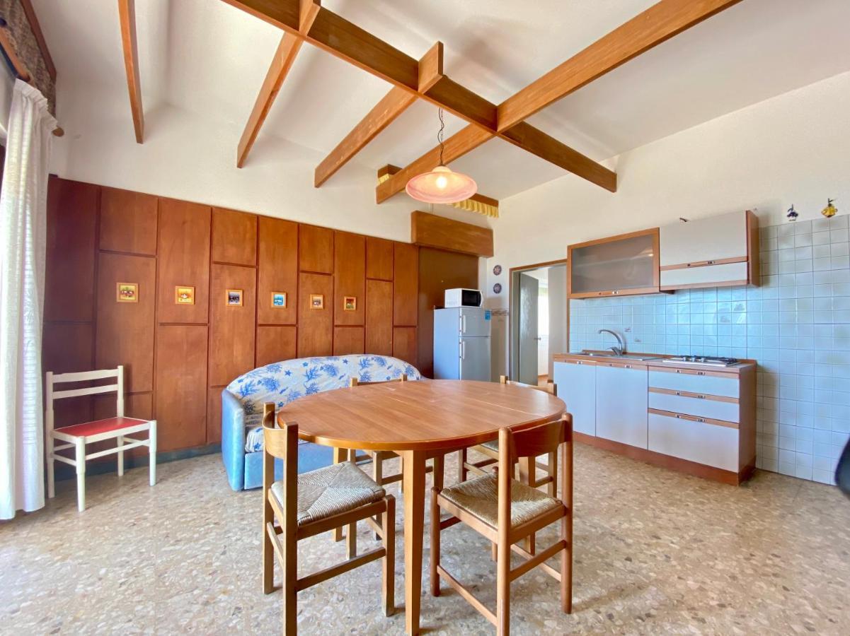 Villa Fronte Mare-Carraro Immobiliare Jesolo - Family Apartments Екстер'єр фото